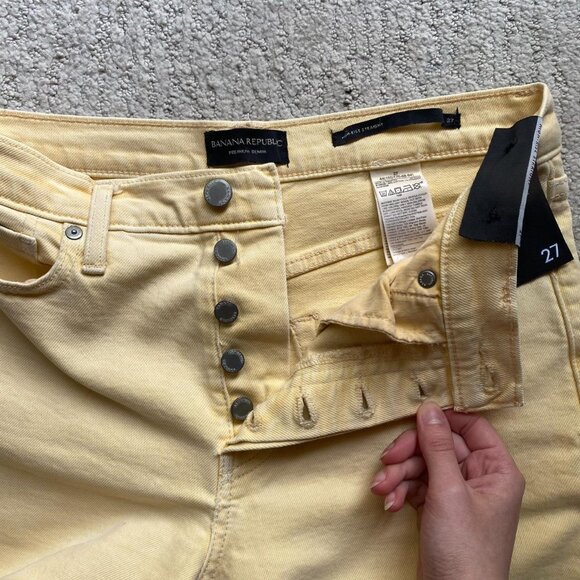 Banana Republic Pastel Yellow High-Rise Straight Ankle Cut Premium Denim Jeans - Picture 4 of 9